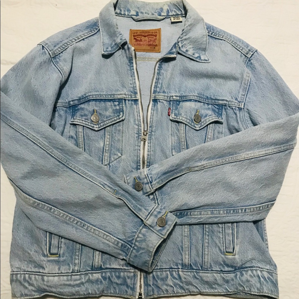 Levi’s Dad Denim Trucker Jacket